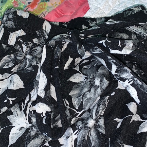 Bell pants - Picture 2 of 2